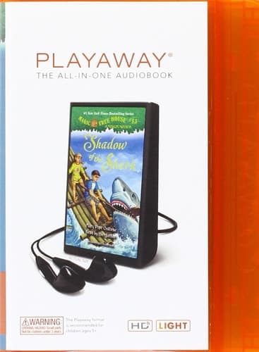 Shadow of the Shark: Library Edition (Magic Tree House)