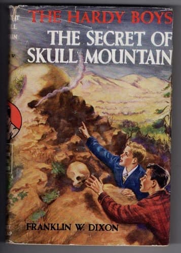 The Secret of Skull Mountain (Hardy Boys, Book 27)